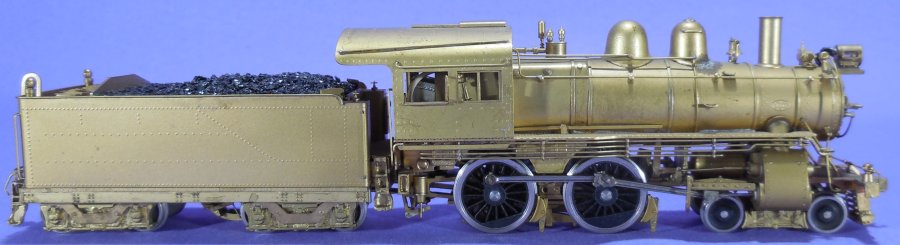 Red Ball HO brass Fairbanks Morse C line freight #CFB-16-4 powered B unit  in OB